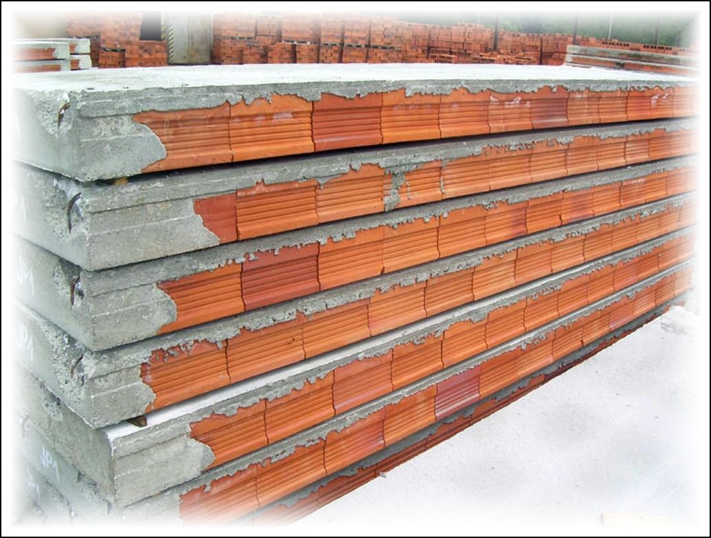 stropní panel keramický, foto archiv složené cihelné překlady