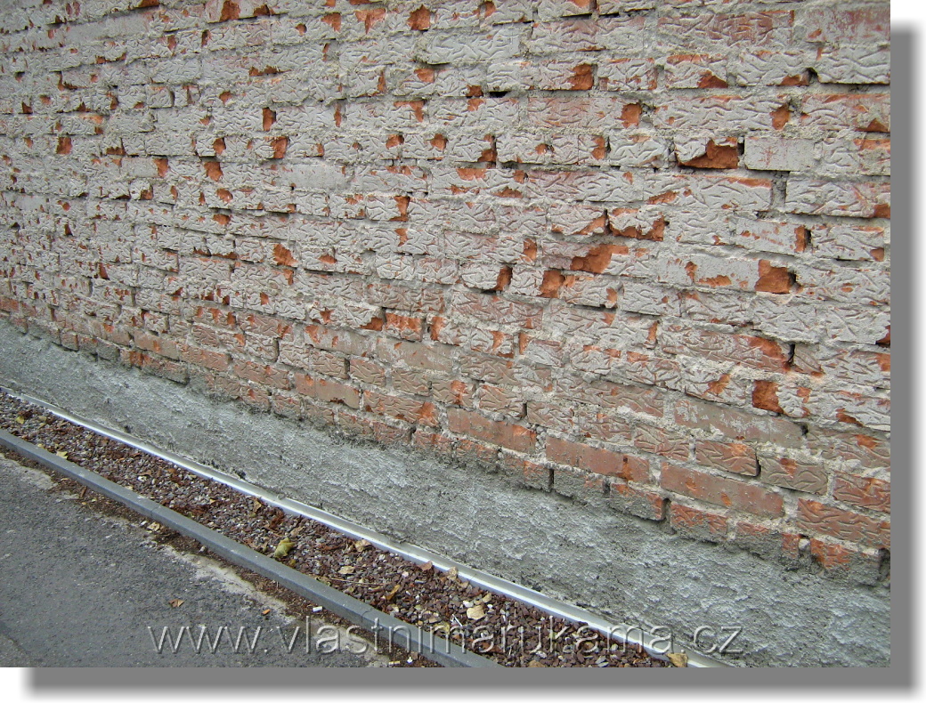 odsolení a opravy zdiva, foto med Sanace vlhkého zdiva