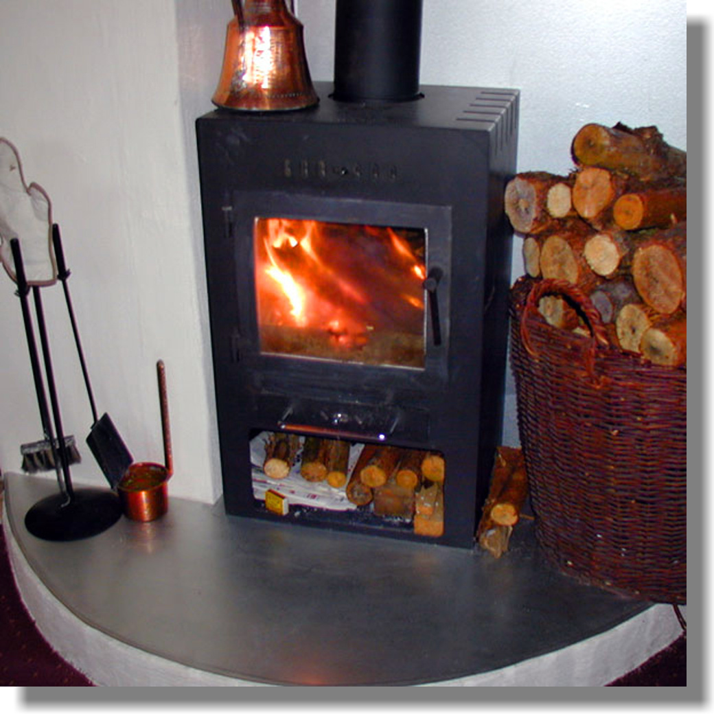 krbová kamna, foto archiv Krbová kamna umožňují efektivní vytápění místností